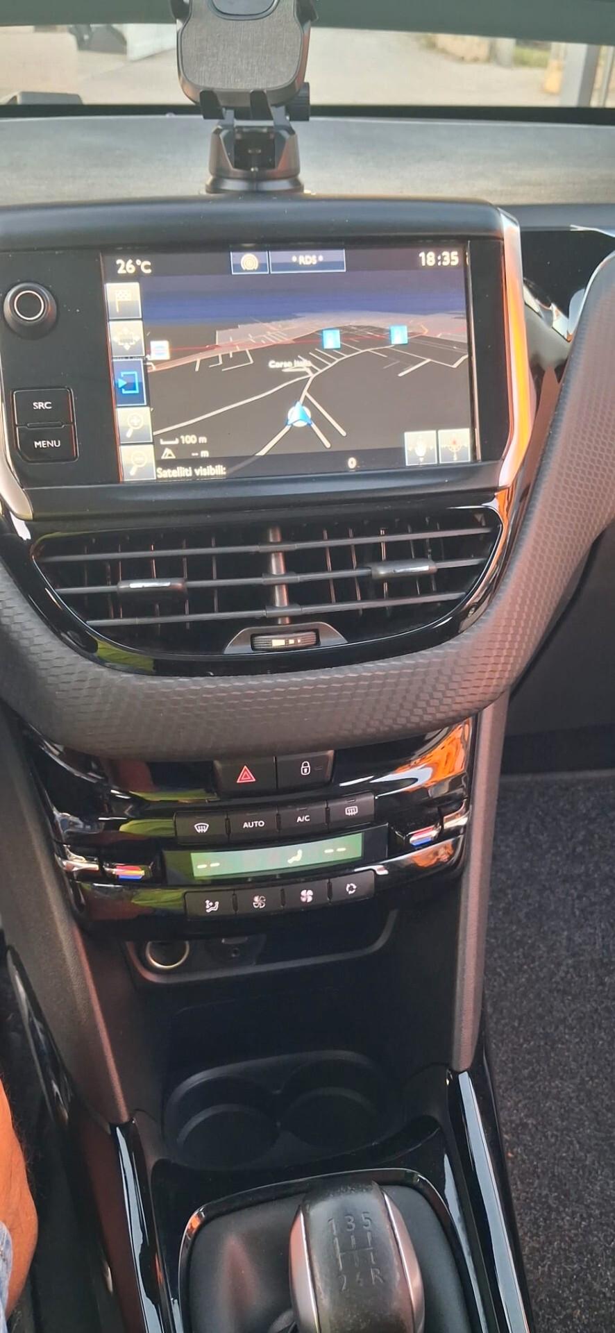 Peugeot 2008 BlueHDi 100 GT Line