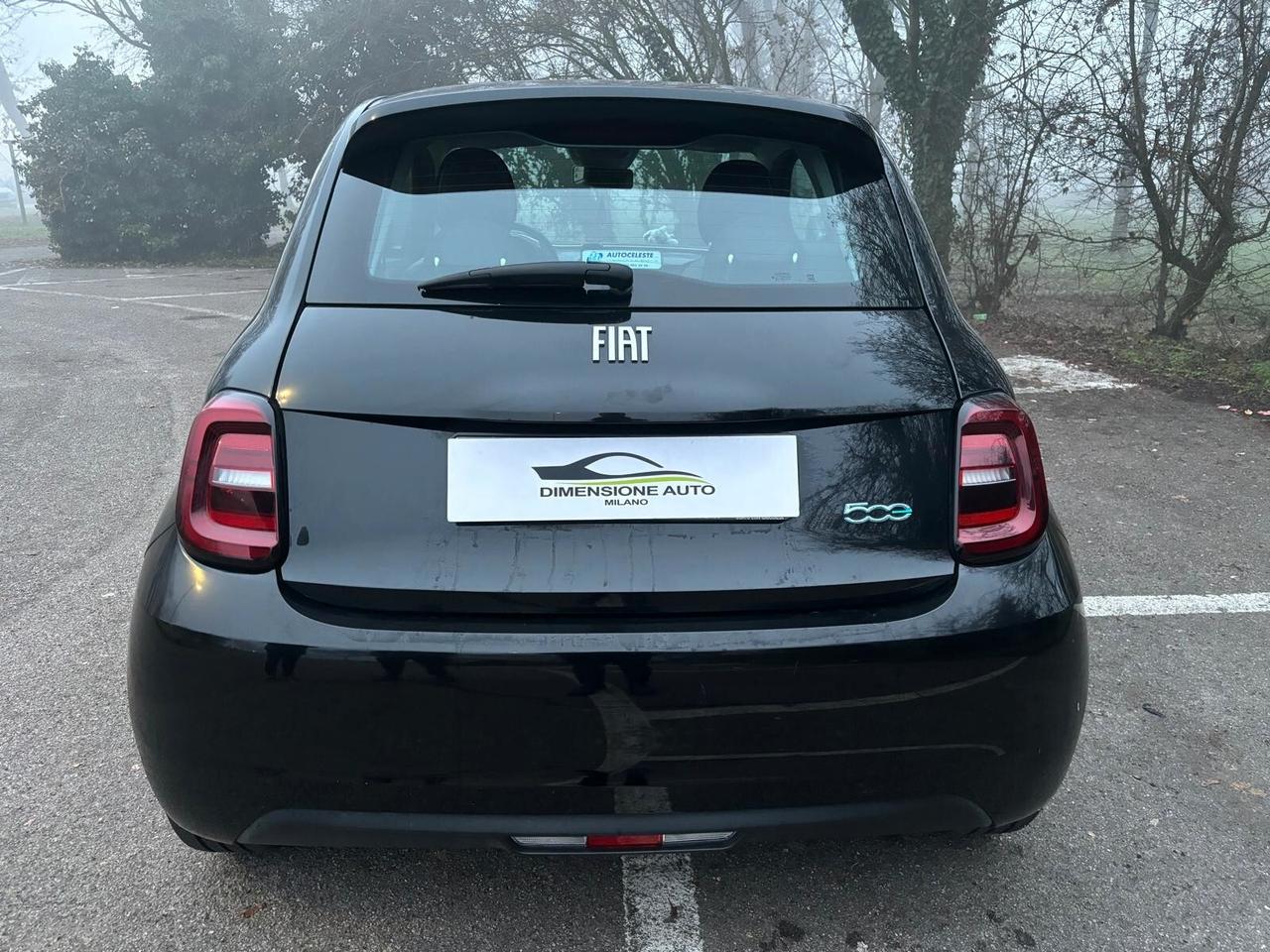 Fiat 500 500e Berlina 23,8 kWh Action