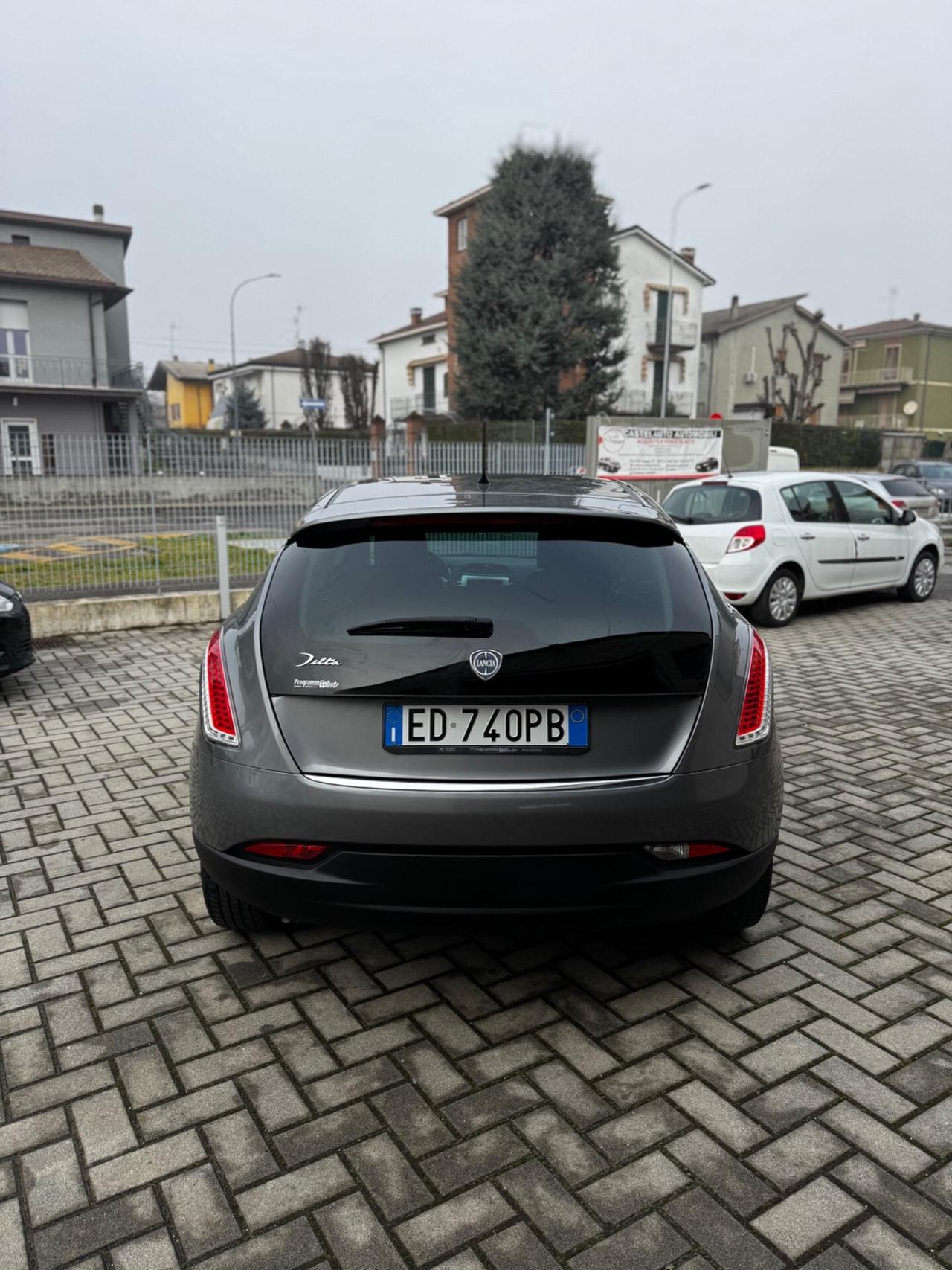 Lancia Delta 1.6 MJT DPF Platino