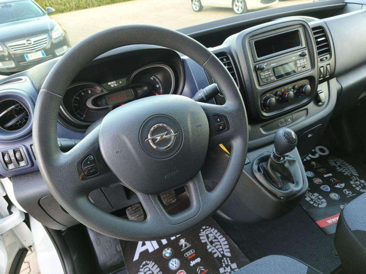 Opel Vivaro 9 Posti Passo Lungo + Gancio Traino