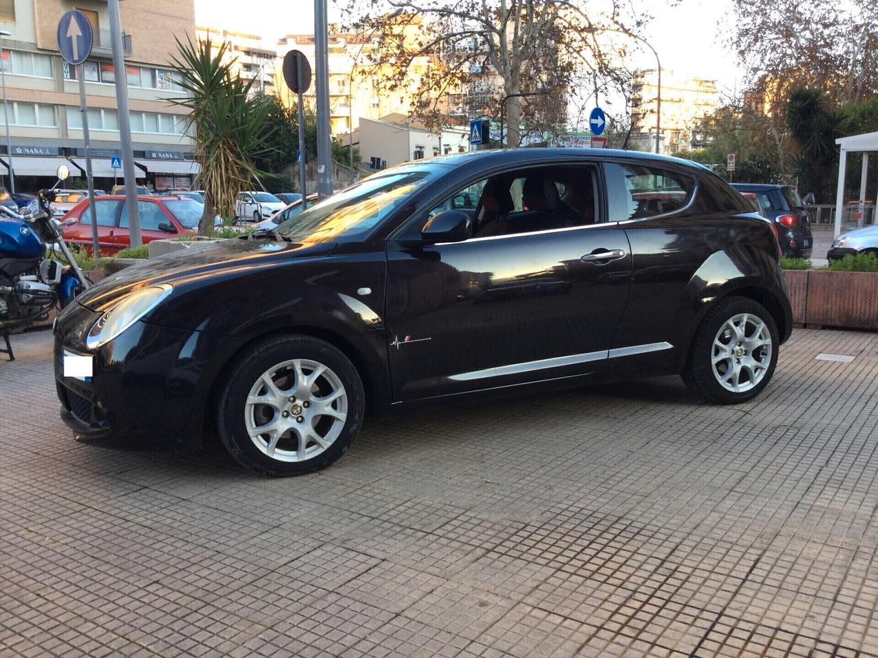 Alfa Romeo MiTo 1.6 JTDm 16V Distinctive Sport Pack