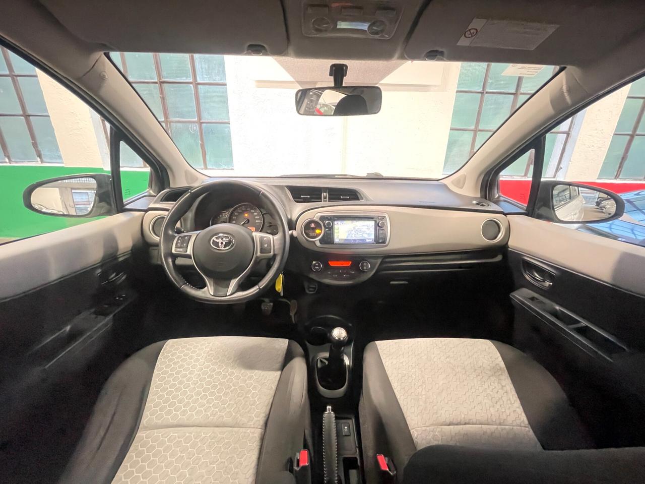 Toyota Yaris 1.0 5 porte NEOPATENTATI