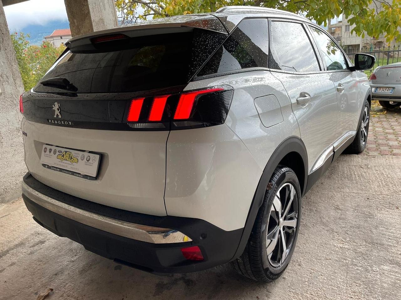 Peugeot 3008 1.5 Blue HDi Allure