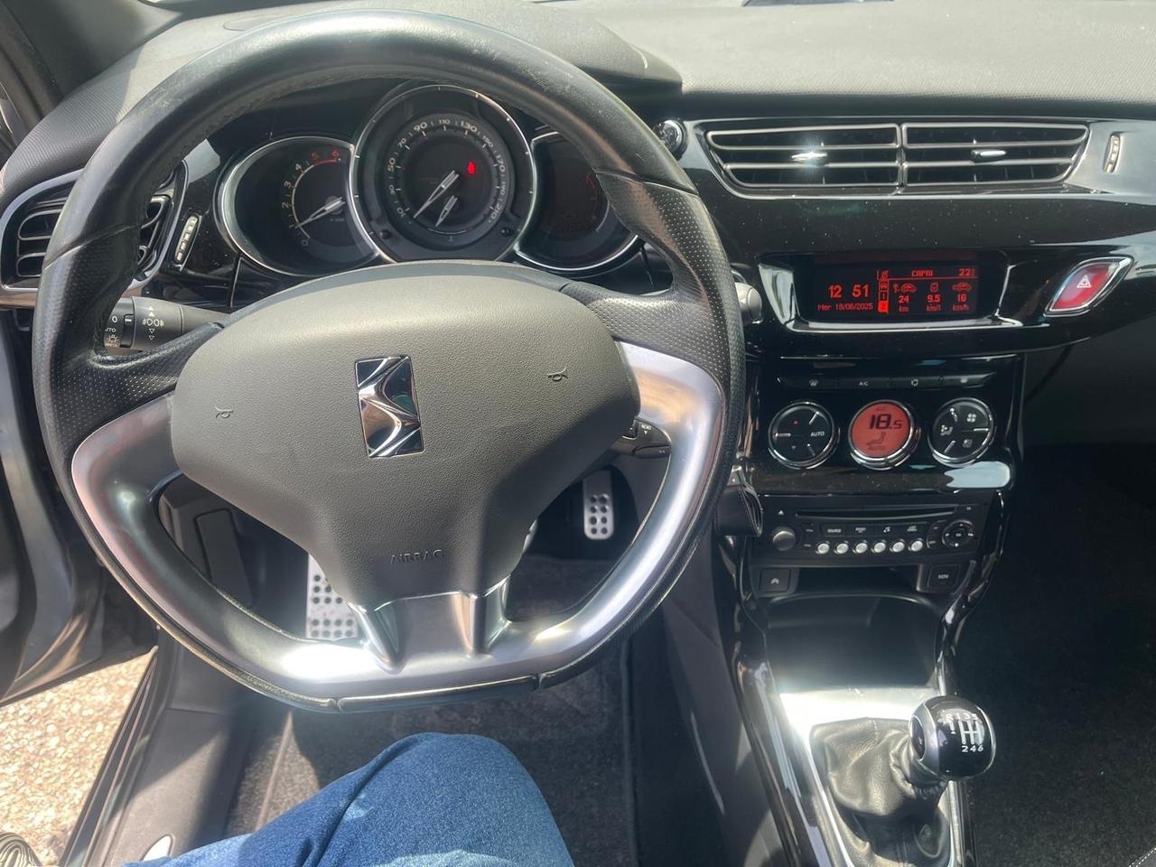 Citroen DS3-1.6 hdi- full-2012