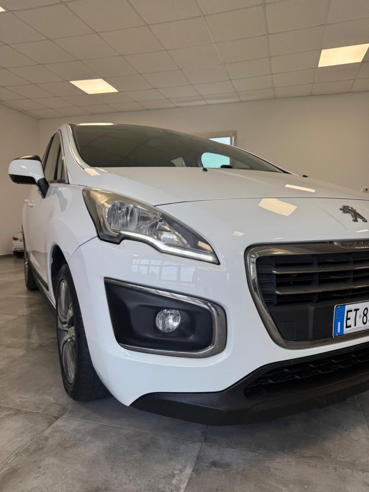 Peugeot 3008 1.6 HDi 115CV Allure