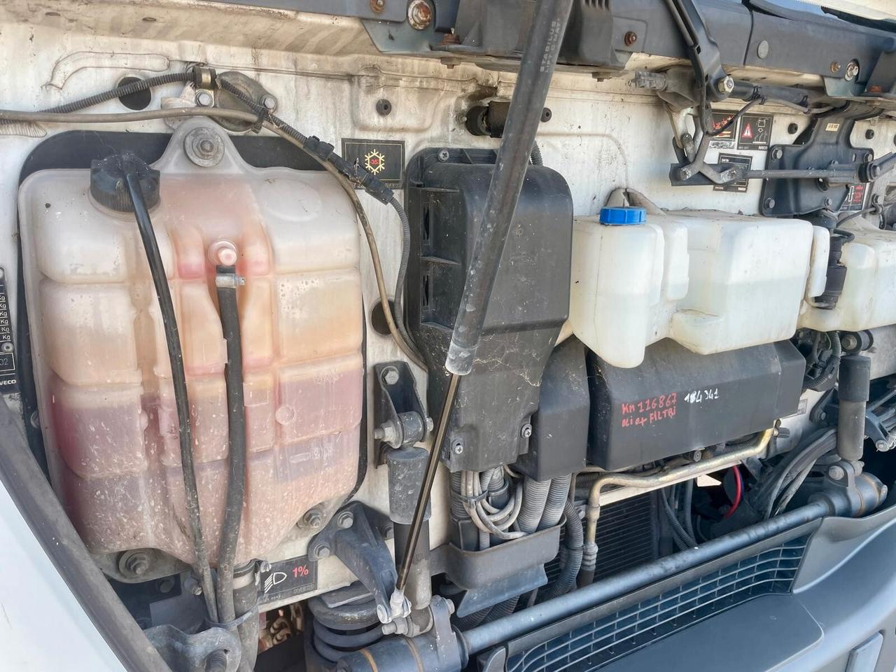 Iveco 100E18 - RIBALTABILE POSTERIORE CON GRU CARICATRICE FASSI F80 A.23