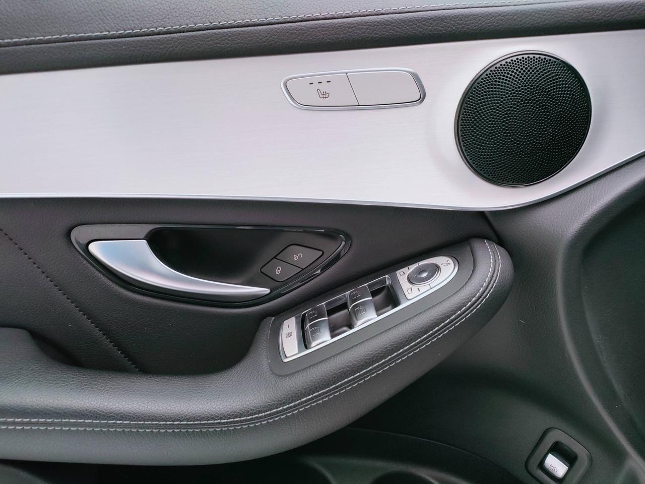 Mercedes-Benz GLC Coupe - C253 2019 - GLC Coupe 300 de phev (eq-power) Night Edition 4matic auto