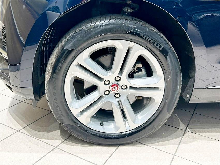 Jaguar F-Pace 2.0 D 204 CV AWD aut. SE