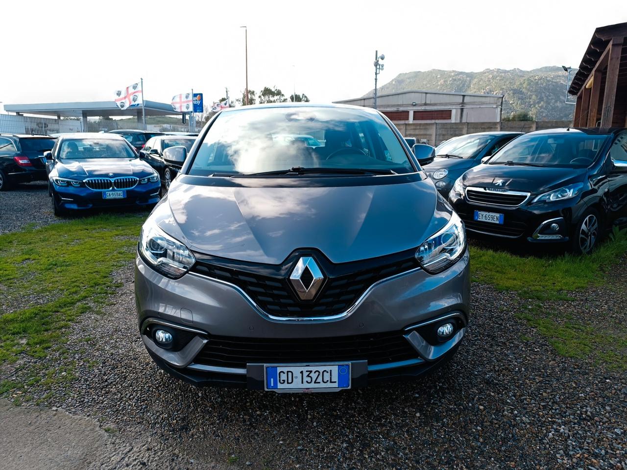 Renault Grand Scenic Blue dCi 120 CV Sport Edition2