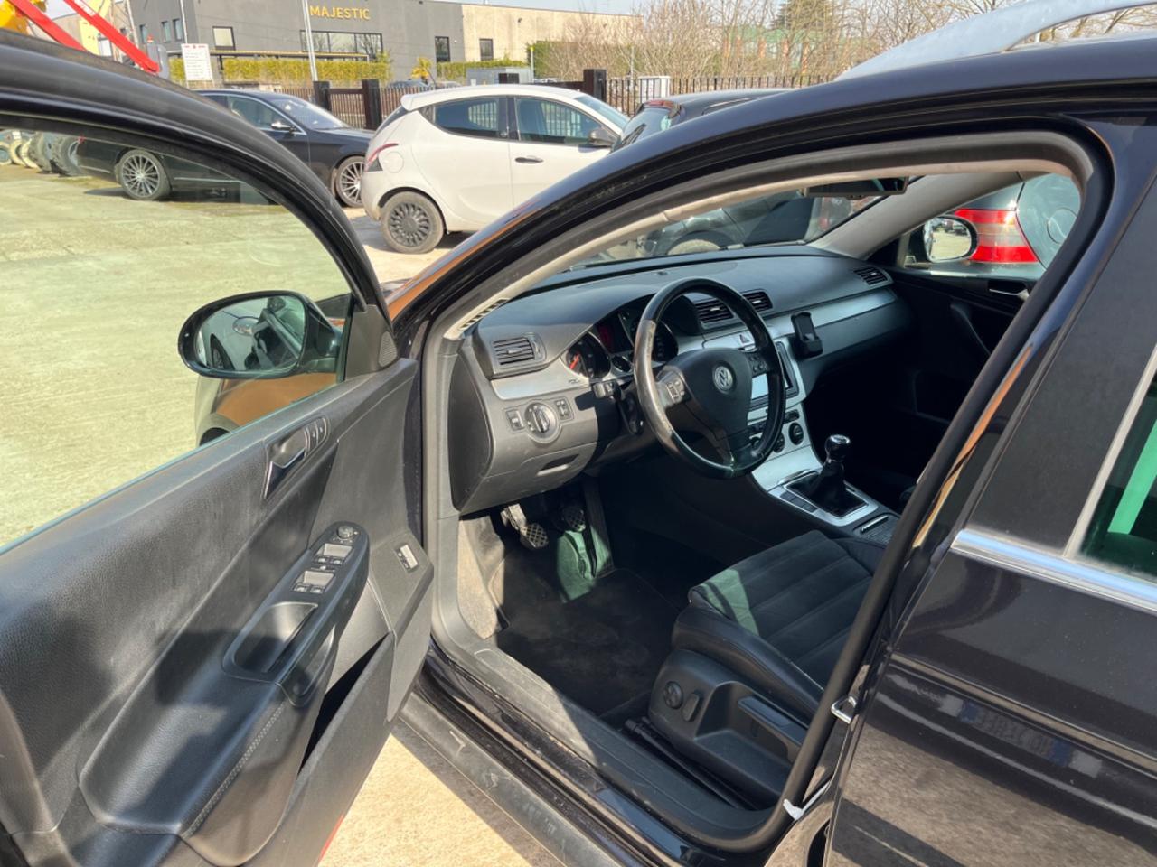 Volkswagen Passat 2.0 TDI DPF Var. Highline