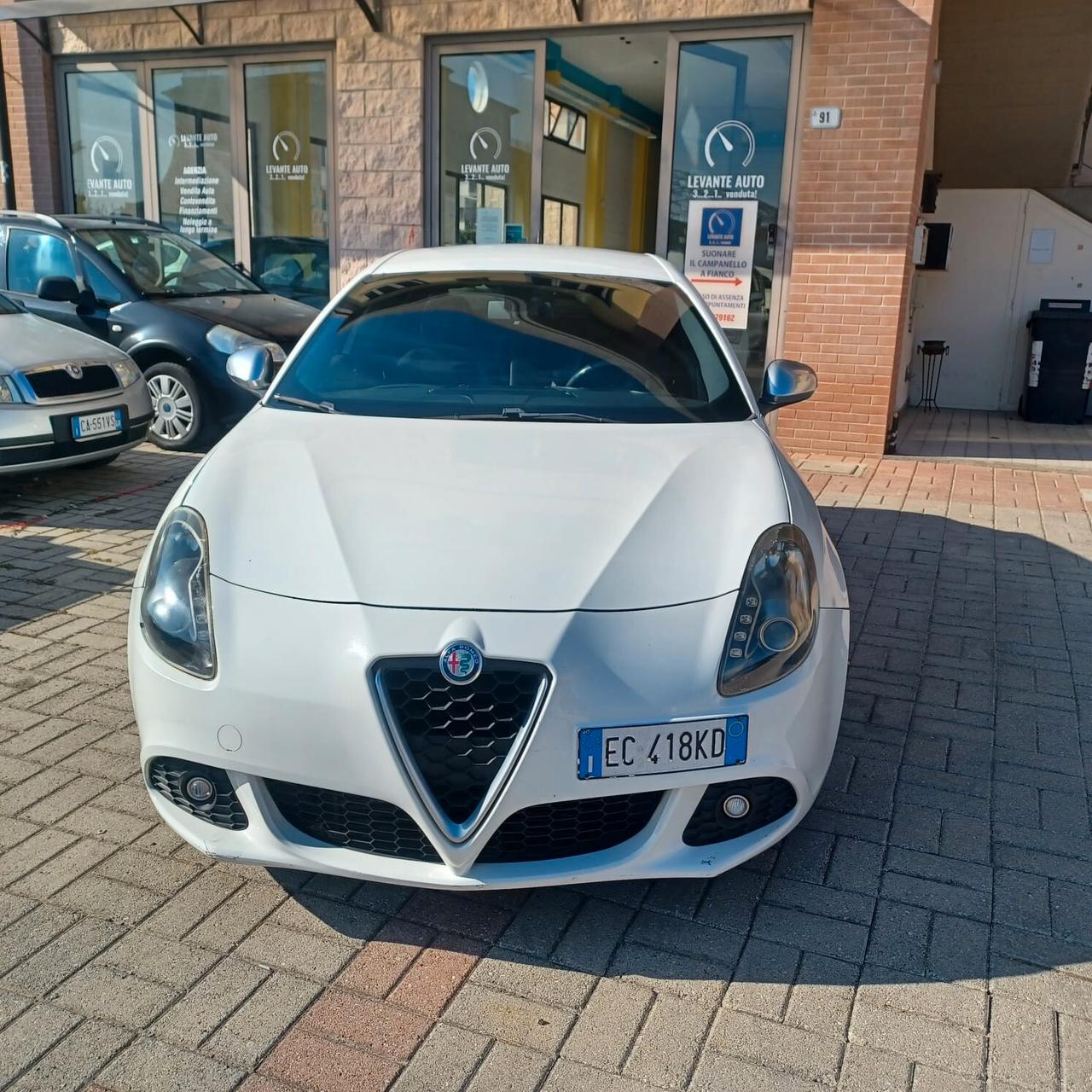 MOLTO BELLA GIULIETTA 2.0TDI 170CV