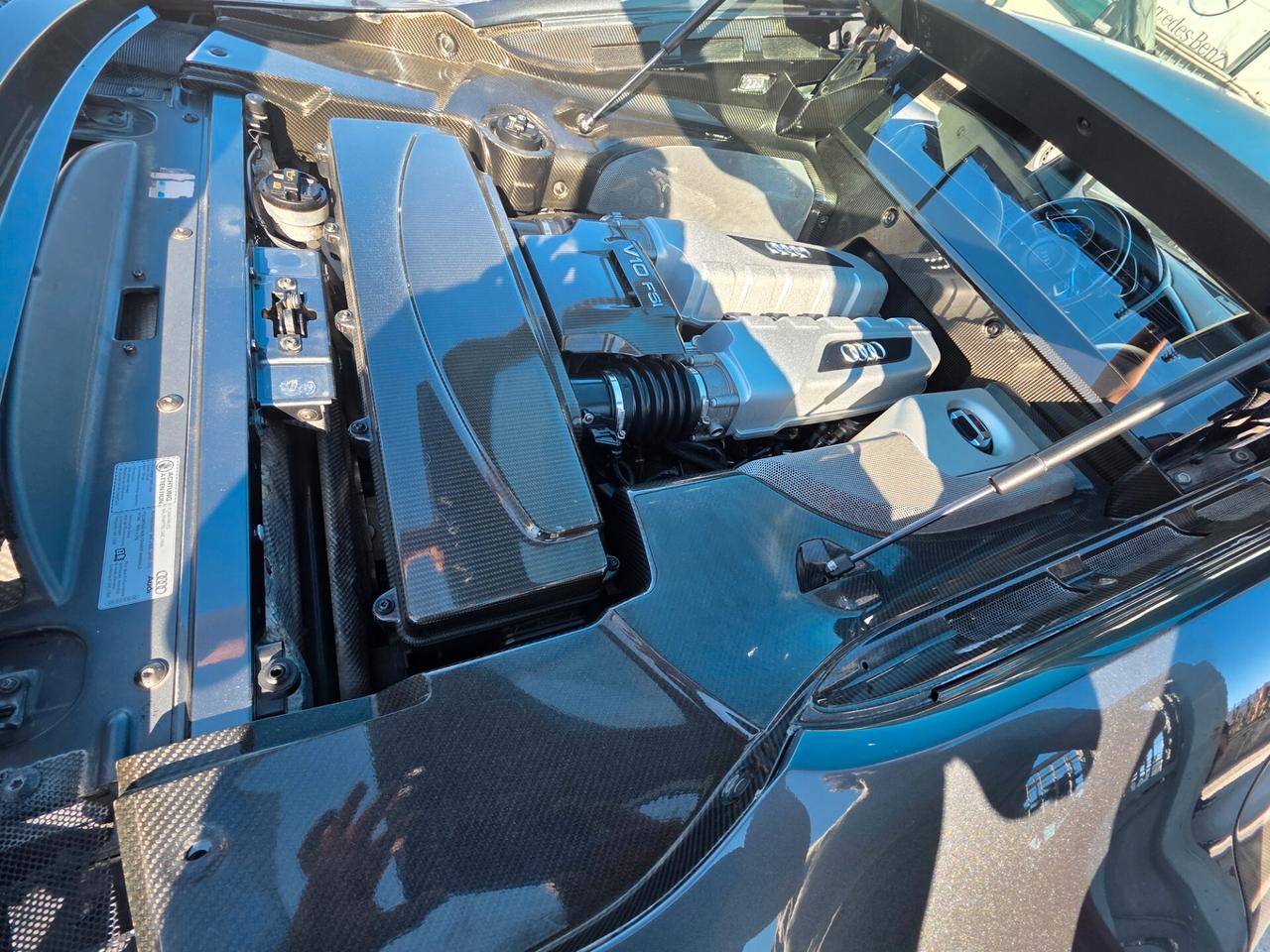 Audi R8 5.2 V10 FSI quattro R tronic