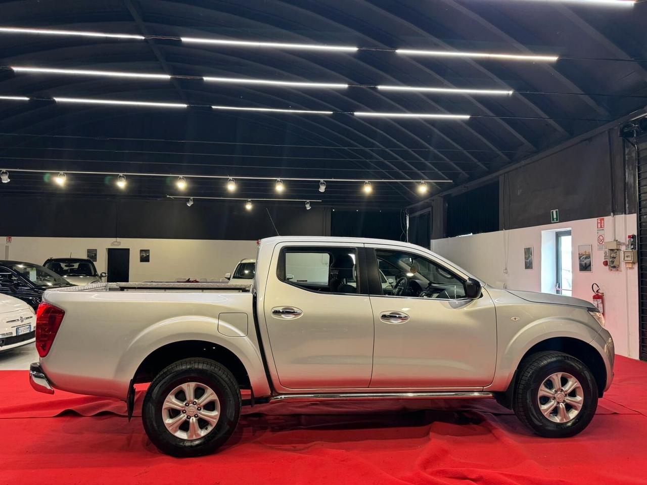 NISSAN NAVARA DOUBLE CAB