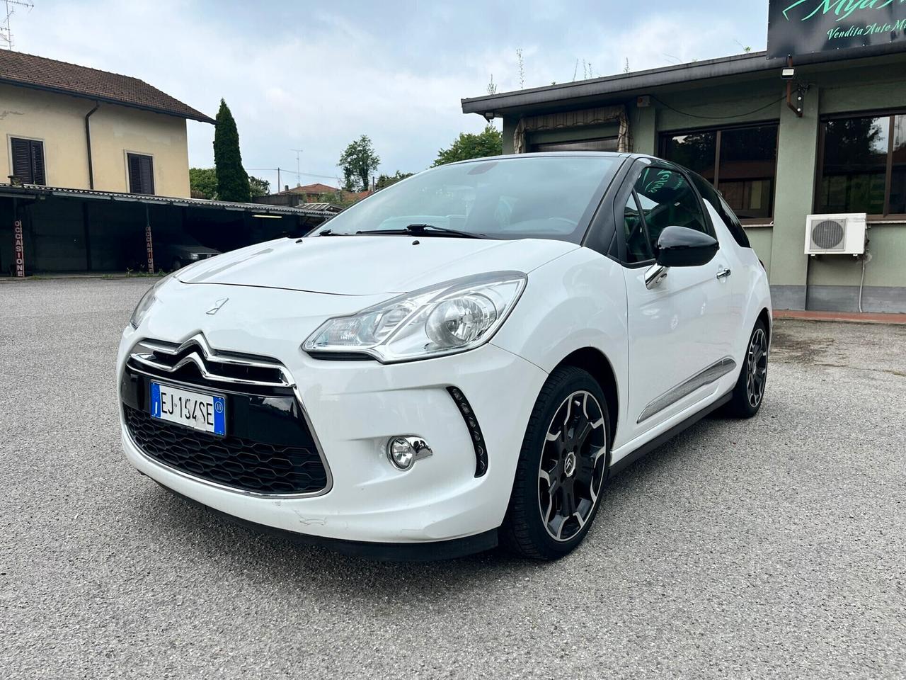 Ds DS3 DS 3 1.6 THP 155 Just Black