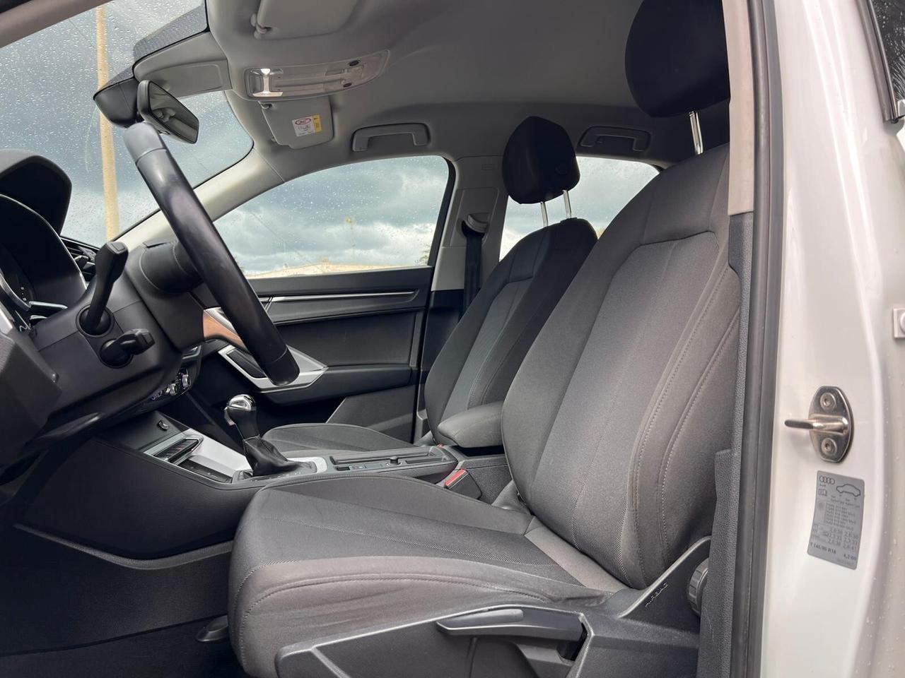 Audi Q3 40 TDI quattro S tronic Business Advanced