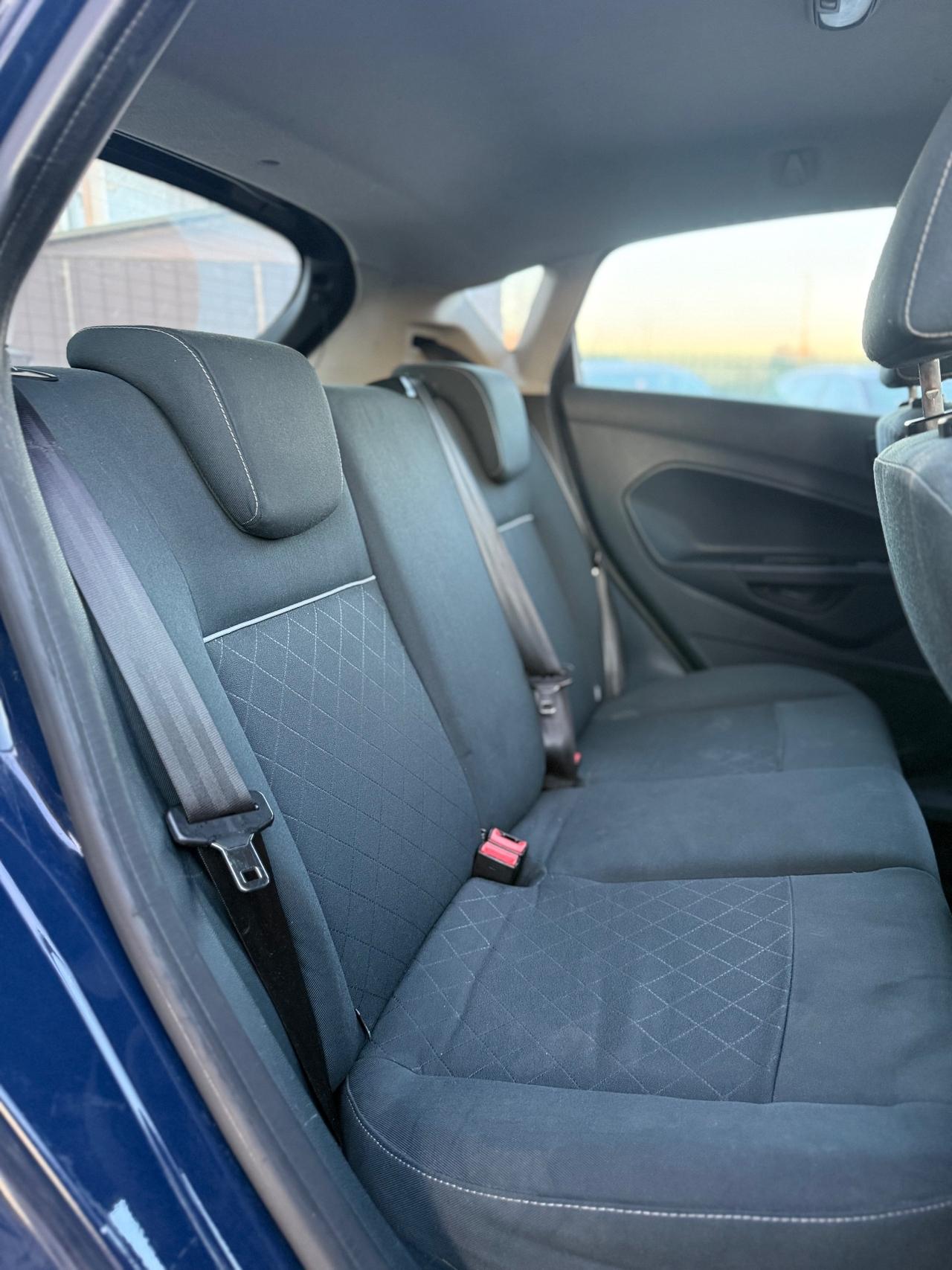 Ford Fiesta 1.4 TDCi 70CV 5 porte Titanium