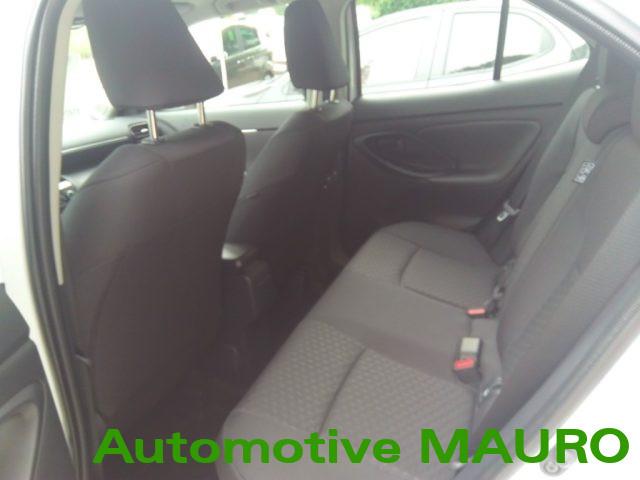TOYOTA Yaris Cross 1.5h fwd 130cv e-cvt - NEOPATENTATI