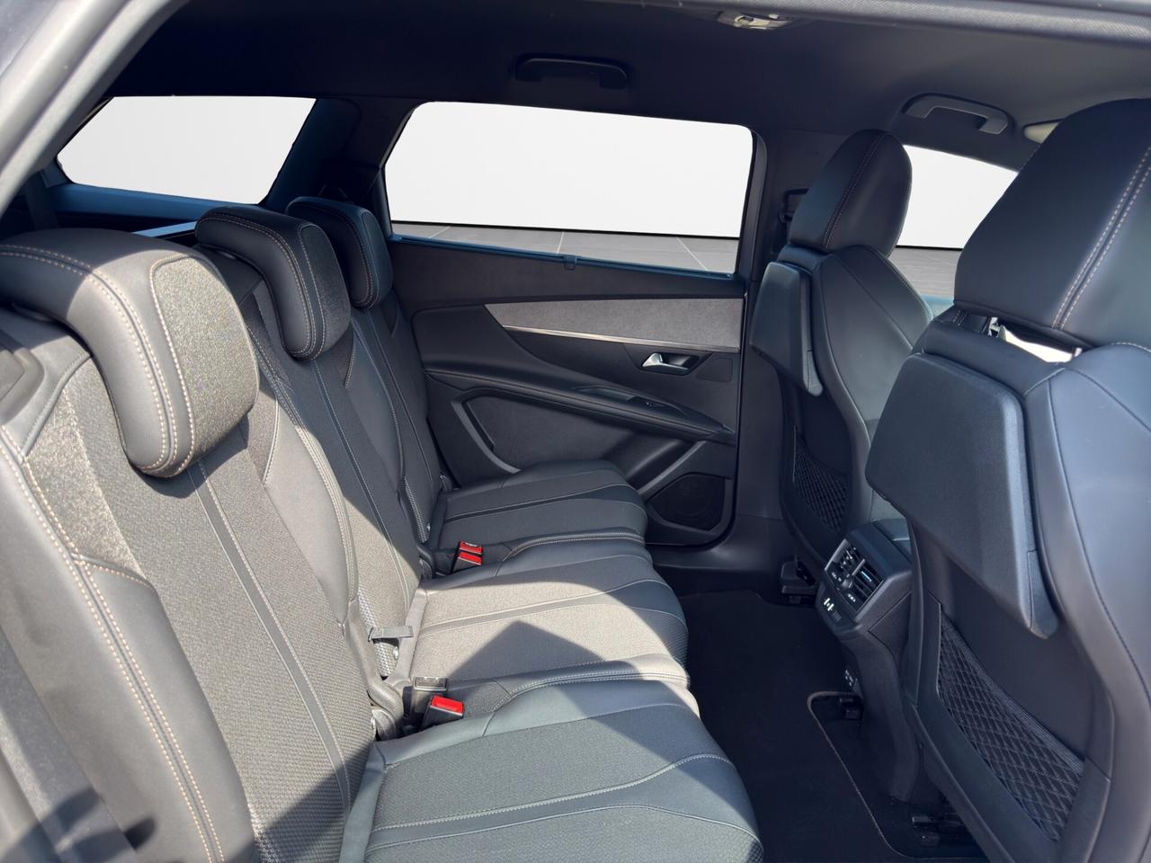 Peugeot 5008 BlueHDi 130 S&S EAT8 GT