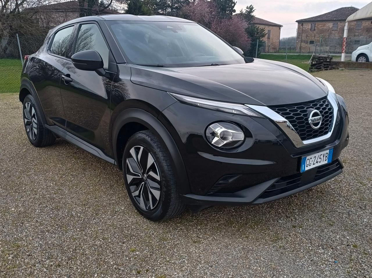 Nissan Juke 1.0 DIG-T 114 CV N-Design