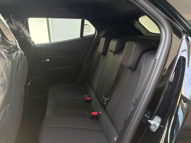 PEUGEOT 2008 Hybrid 145 e-DCS6 GT