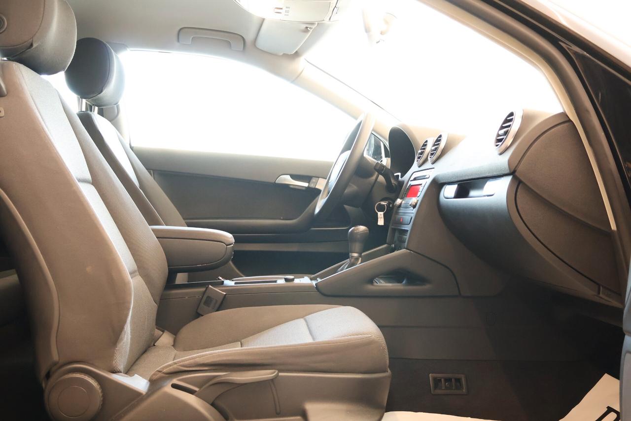 Audi A3 1.6 tdi Ambiente 90cv okneopatentati