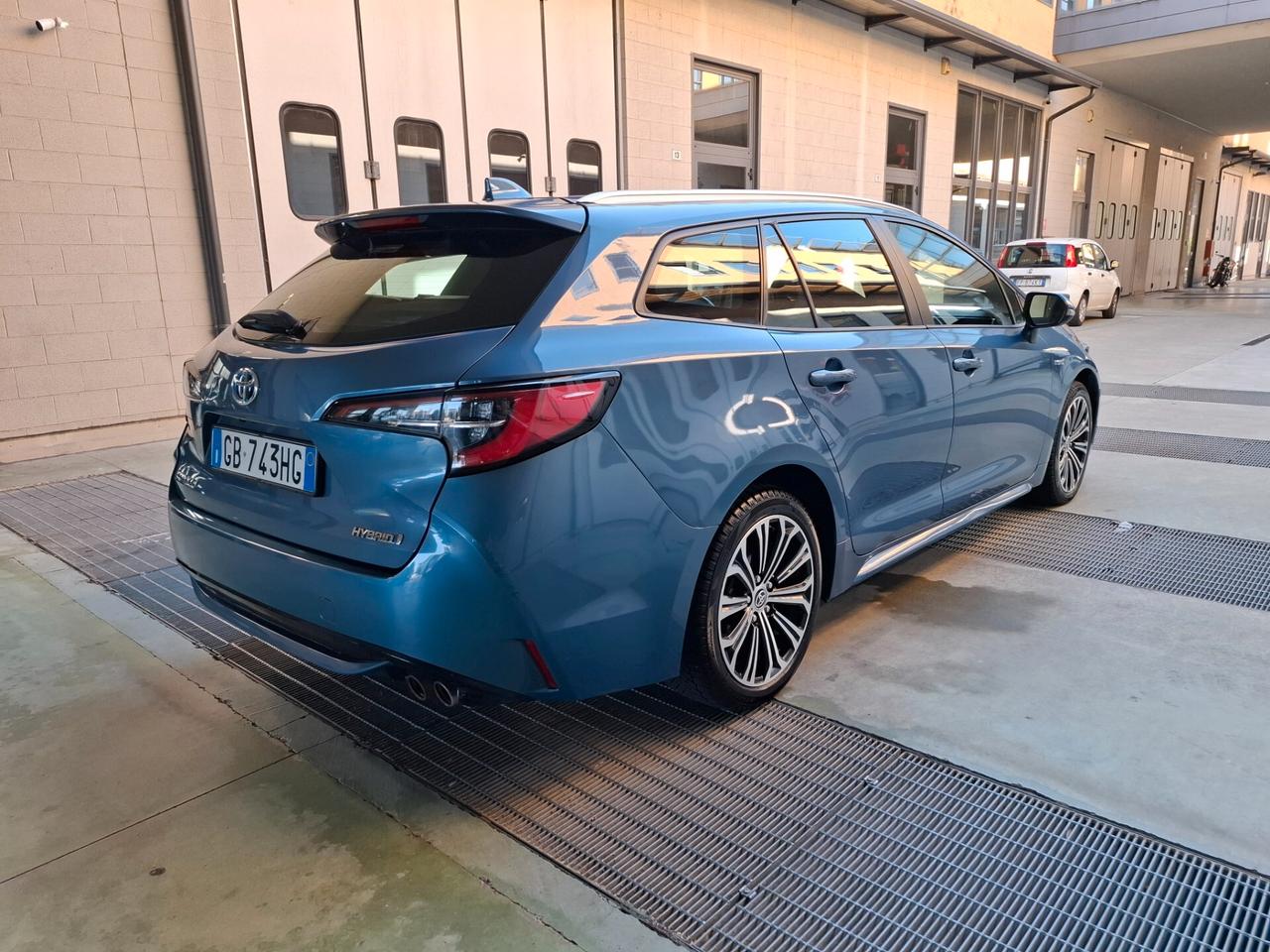 Toyota Corolla 2.0 Hybrid Style