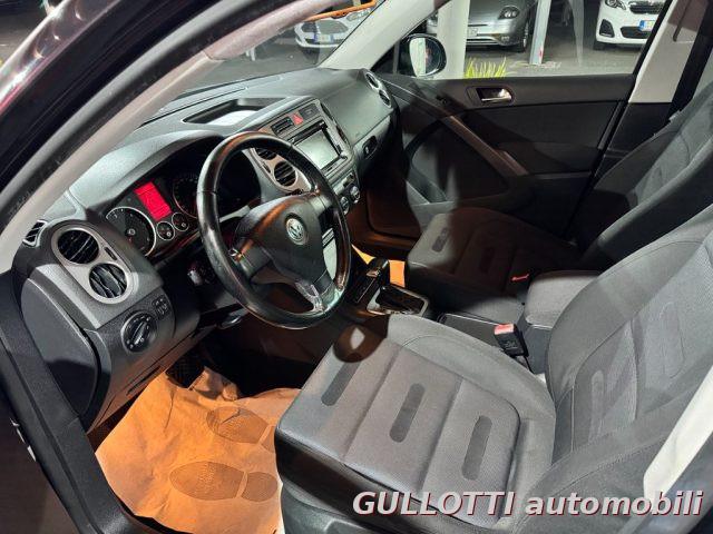 VOLKSWAGEN Tiguan 2.0 TDI 140CV tiptronic Sport 4MOTION