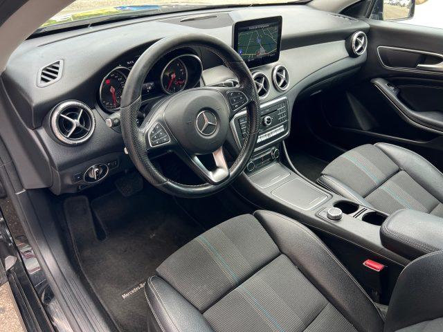 MERCEDES-BENZ CLA 200 d Automatic Sport