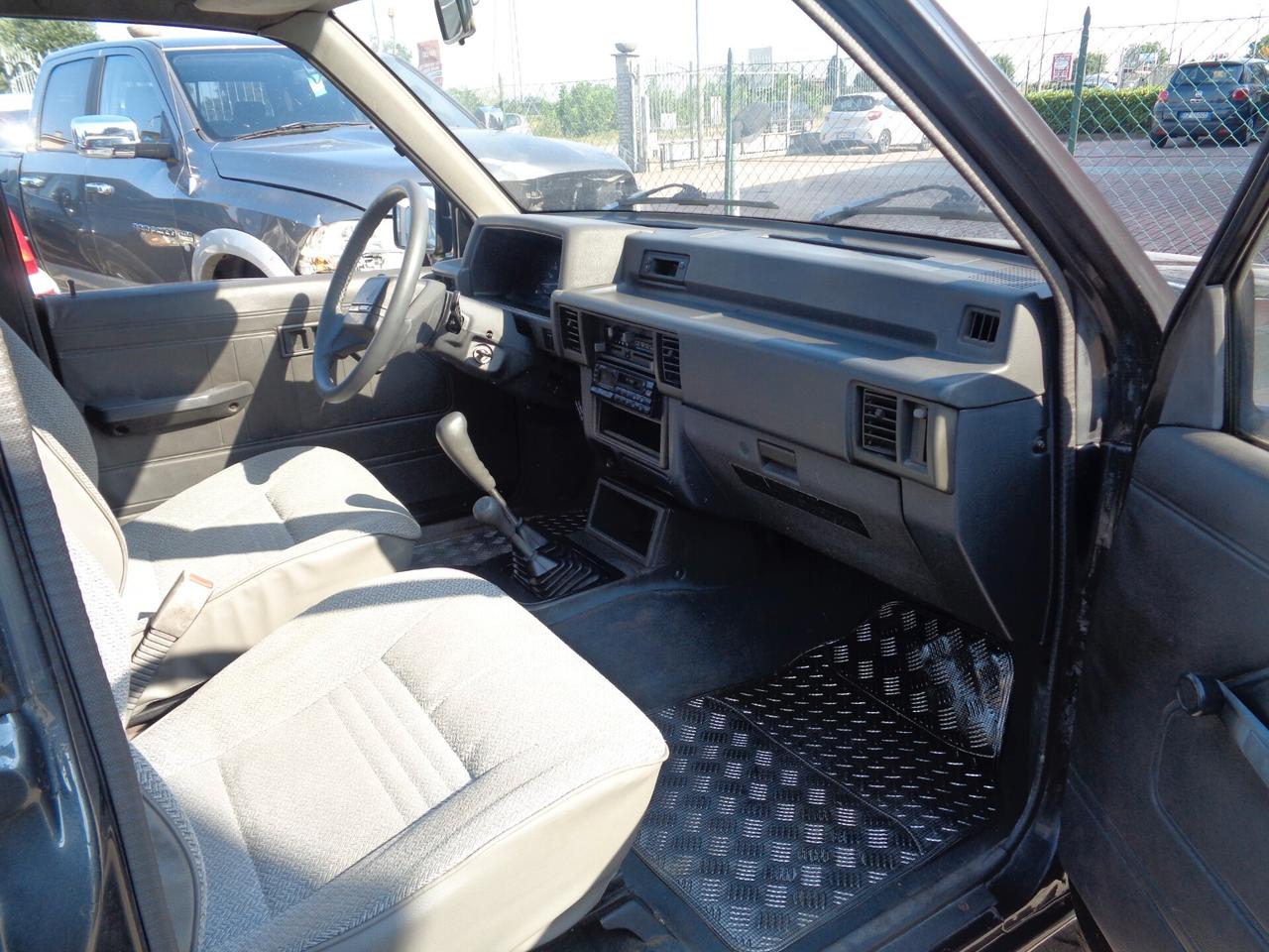 Mitsubishi L200 2.5 TD 4WD Club Cab Pick-up