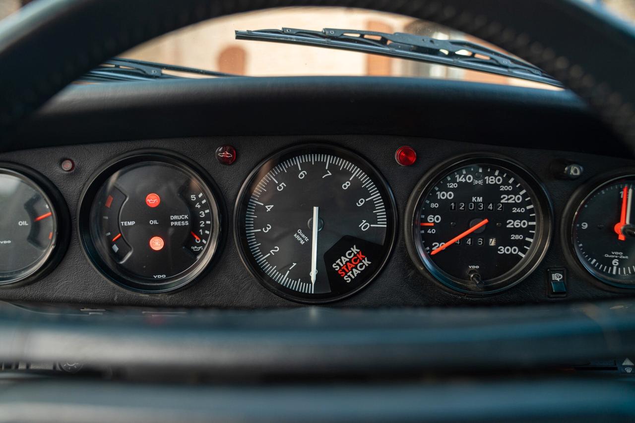 Porsche 911 CARRERA 3.2 G50 CABRIOLET - 1989