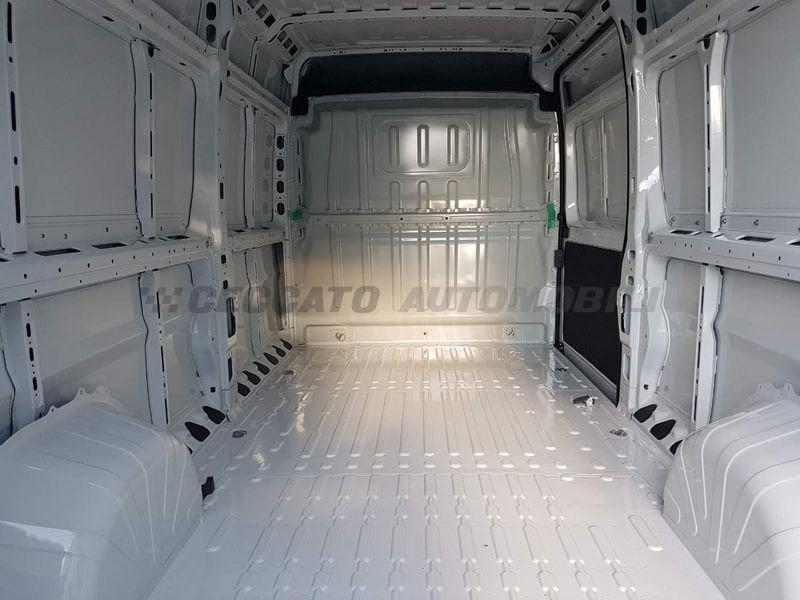 FIAT Ducato Ducato Serie 2 Maxi Furgone Lastrato 35q Lh2 140cv 2.2 Multijet 3 E6e