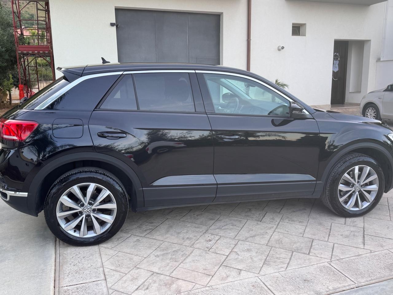 Volkswagen T-Roc 2.0 TDI SCR 150 CV DSG Business BlueMotion Technology