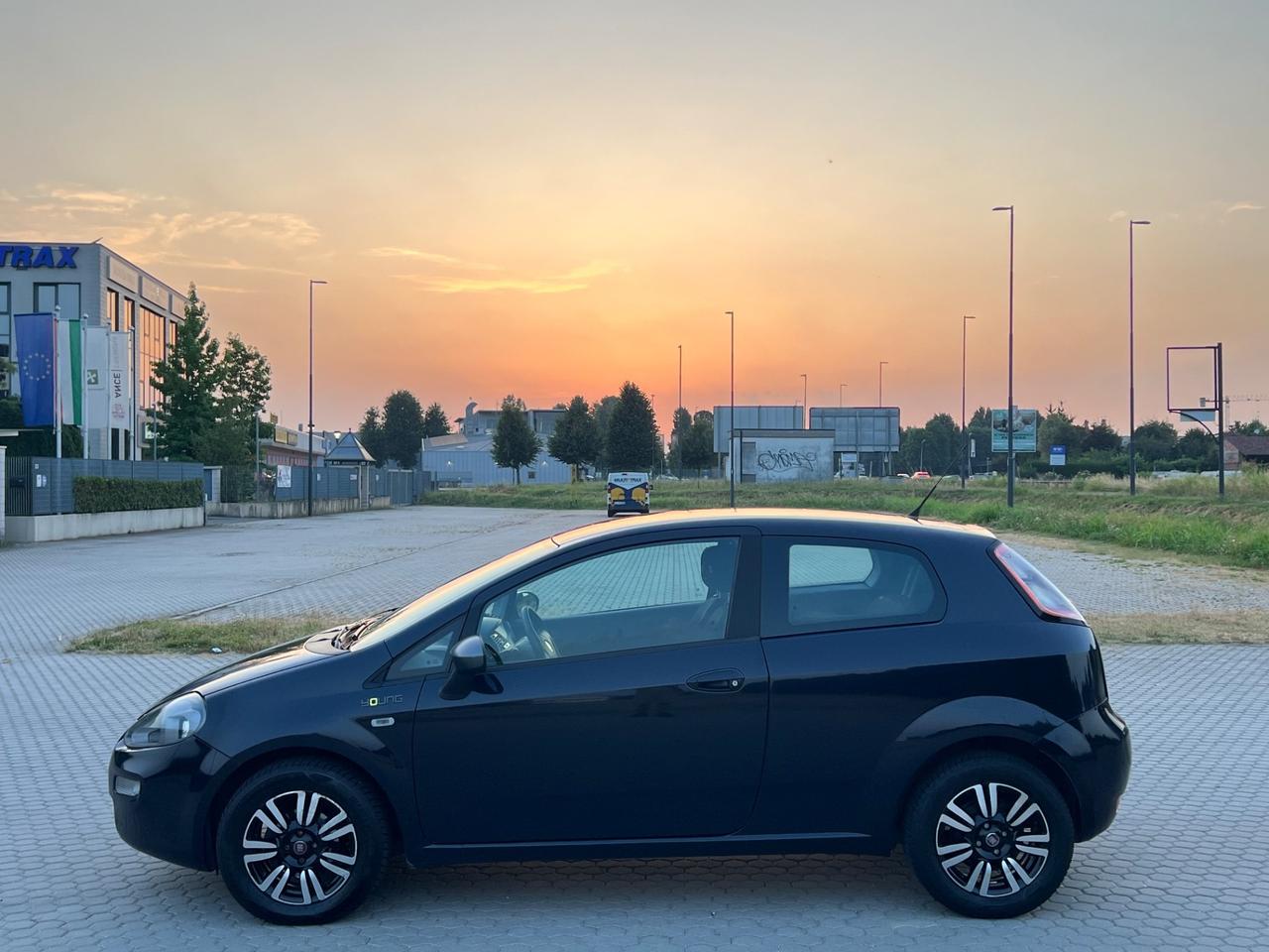 Fiat Punto 1.3 MJT II 75 CV 3 porte Lounge