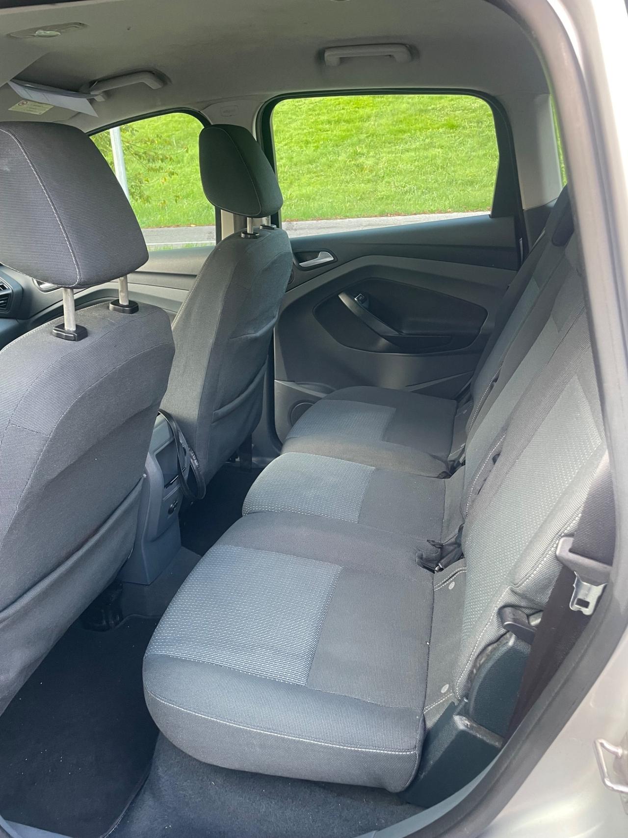 Ford C-Max 1.6 TDCi anno 2012 pronta al uso