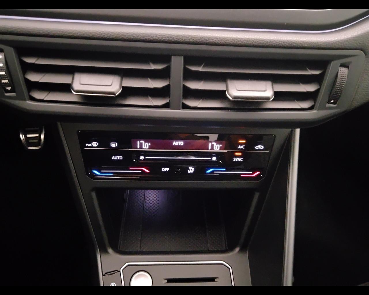 VOLKSWAGEN Taigo - Taigo 1.0 tsi R-Line 110cv