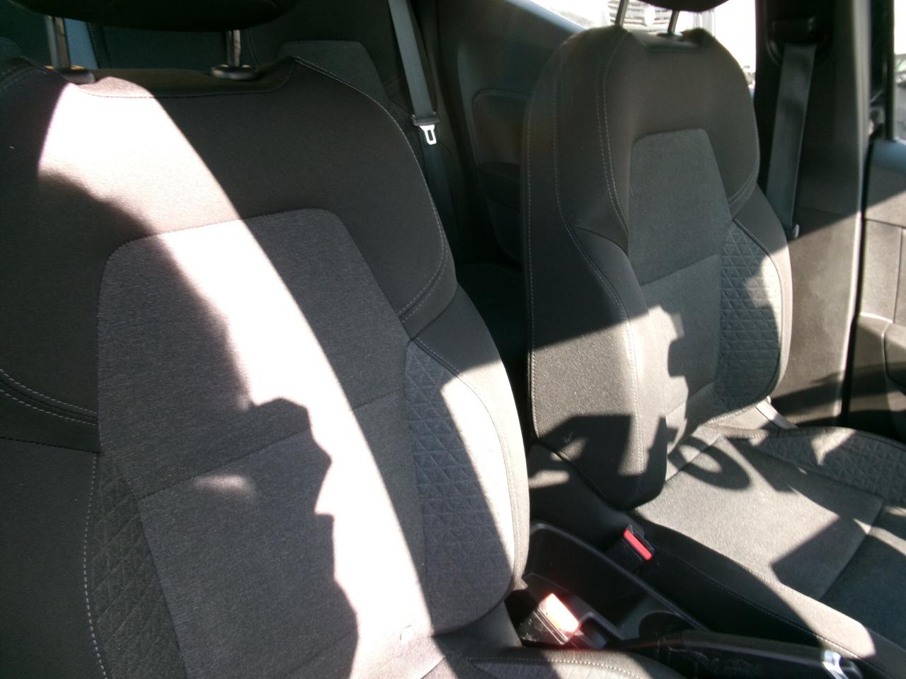 Renault Clio 1.6 E-TECH HYBRID/BENZINA AUTOMATICA