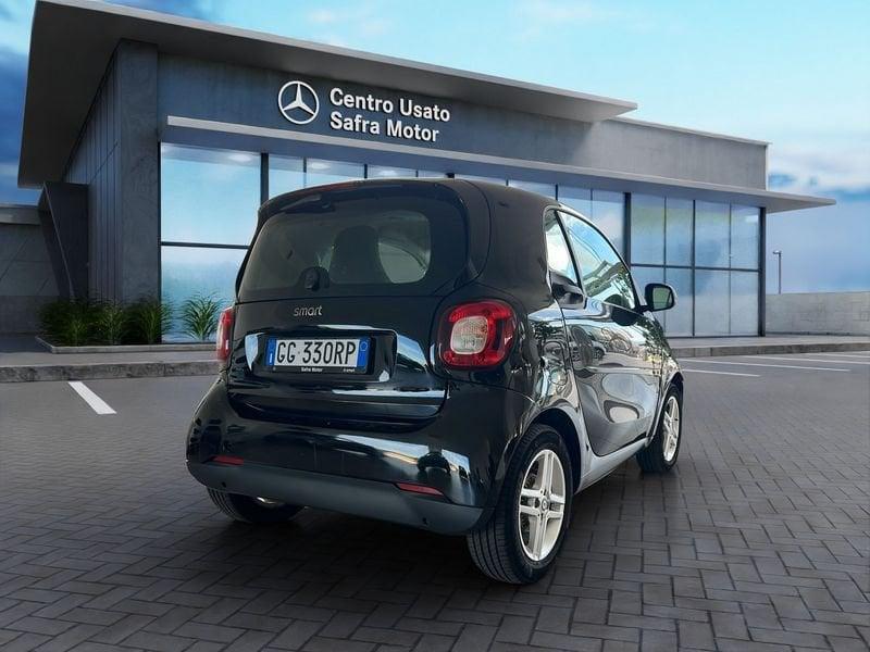smart fortwo fortwo EQ Pure 22 KW