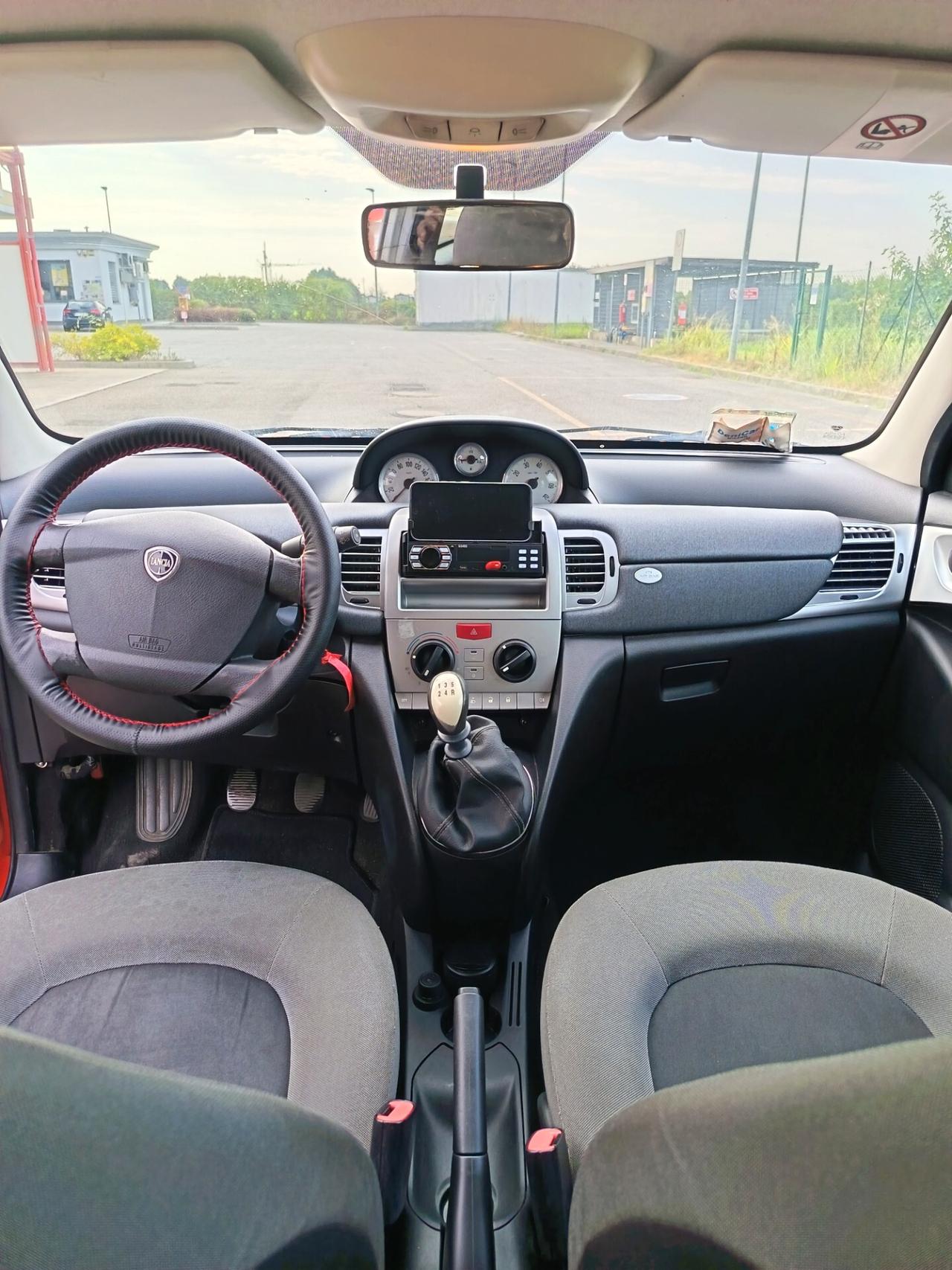 Lancia Ypsilon 1.2 Diva