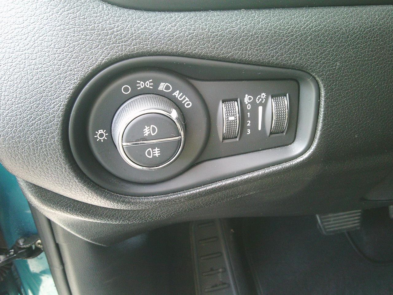 Jeep Renegade 1.6 Mjt DDCT 120 CV Limited