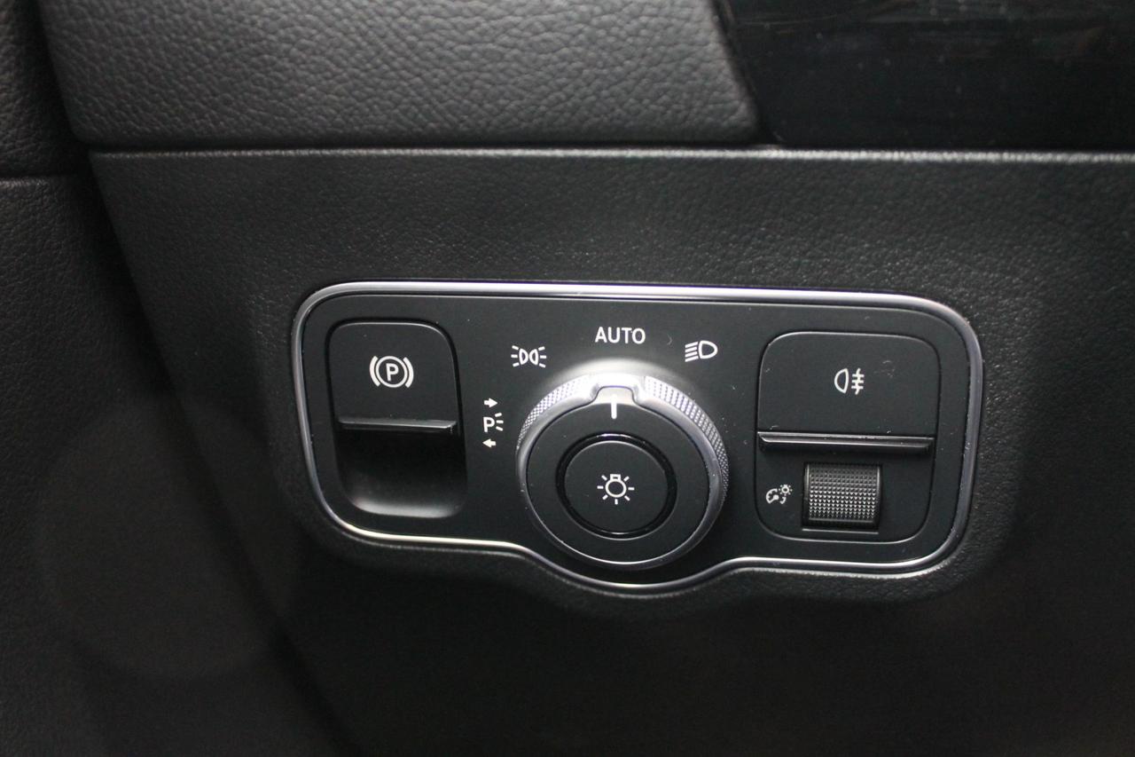 Mercedes GLA 200 d Auto Sport Plus TETTO + FULL LED