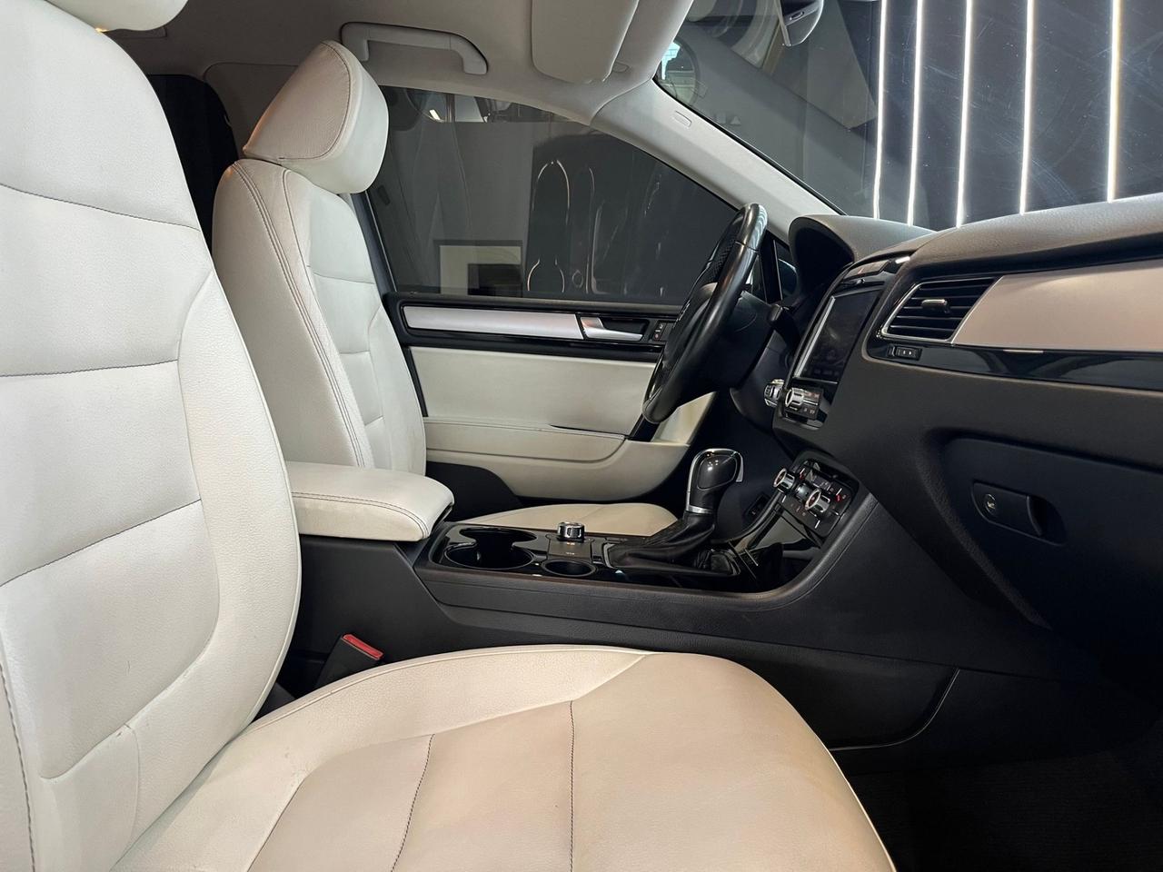 Volkswagen Touareg 3.0 TDI 245 CV tiptronic BlueMotion Technology