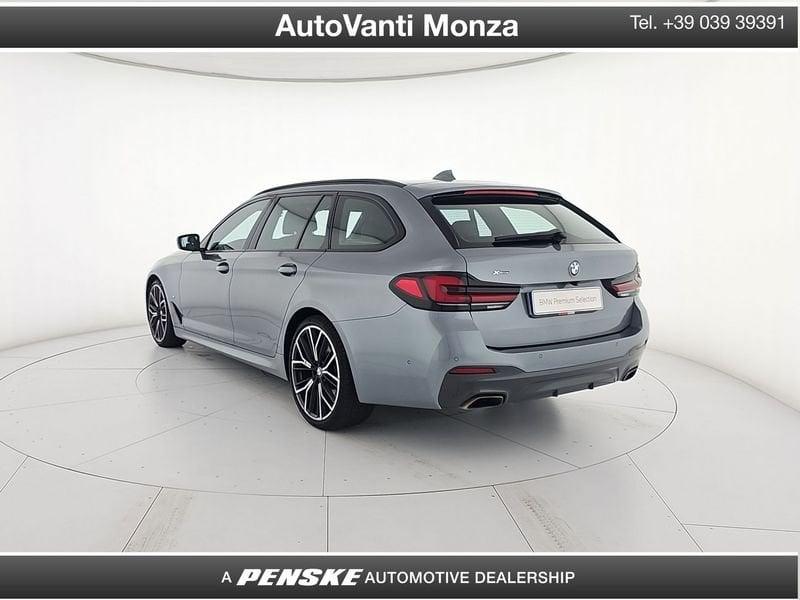 BMW Serie 5 540d 48V xDrive Touring Msport