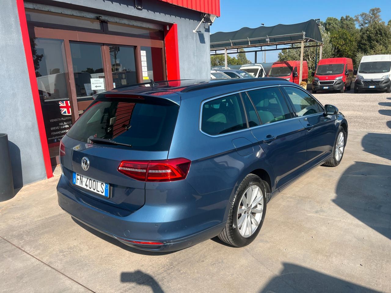 Volkswagen Passat station Wagon 1.6 TDI Automatica