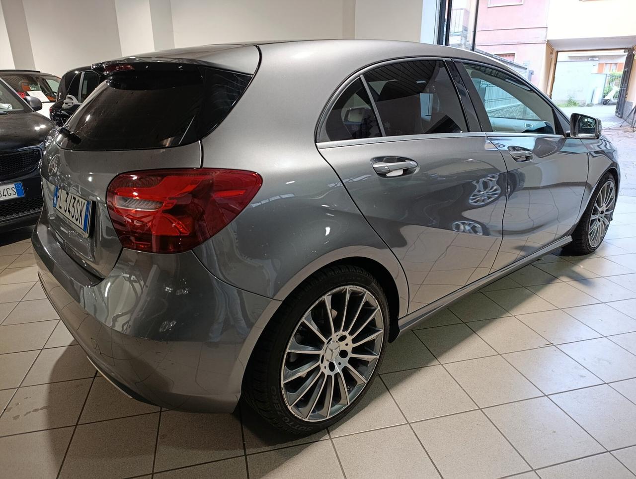 Mercedes-benz A 180 Sport Navi/LED/Telecamera/Cerchi 18