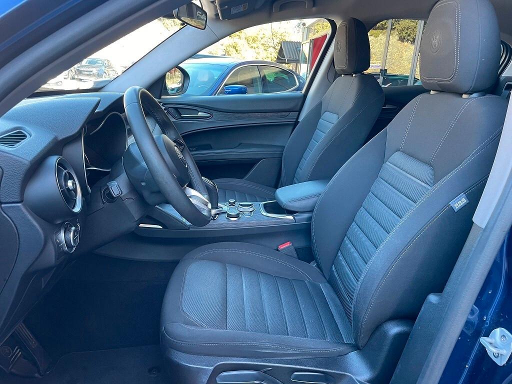 ALFA STELVIO 2.2JTDm 190CV Q4 *NAVI-KAMERA*