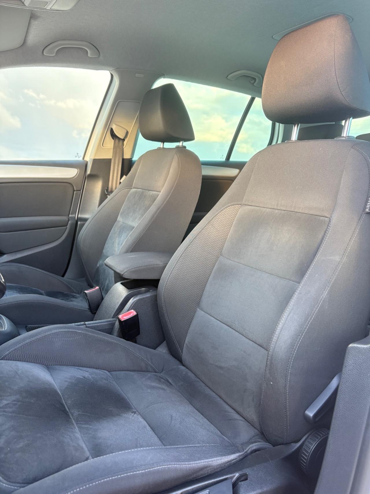 Volkswagen Golf Highline DSG Unico Proprietario