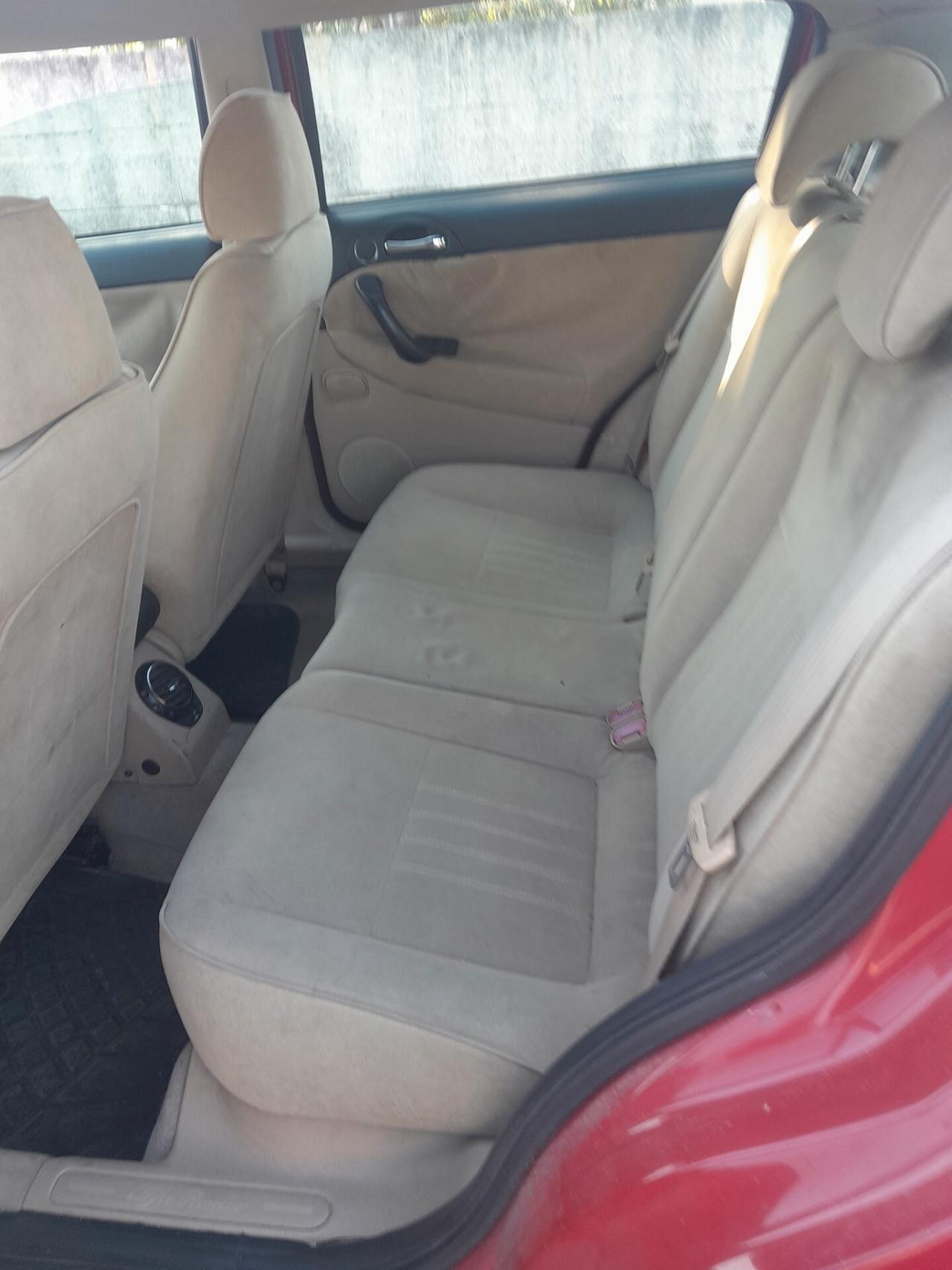 Alfa Romeo 147 1.9 JTD M-JET 16V 5 porte ros