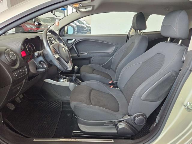 Alfa Romeo MiTo 1.3 jtdm Upload S / NEOPATENTATI