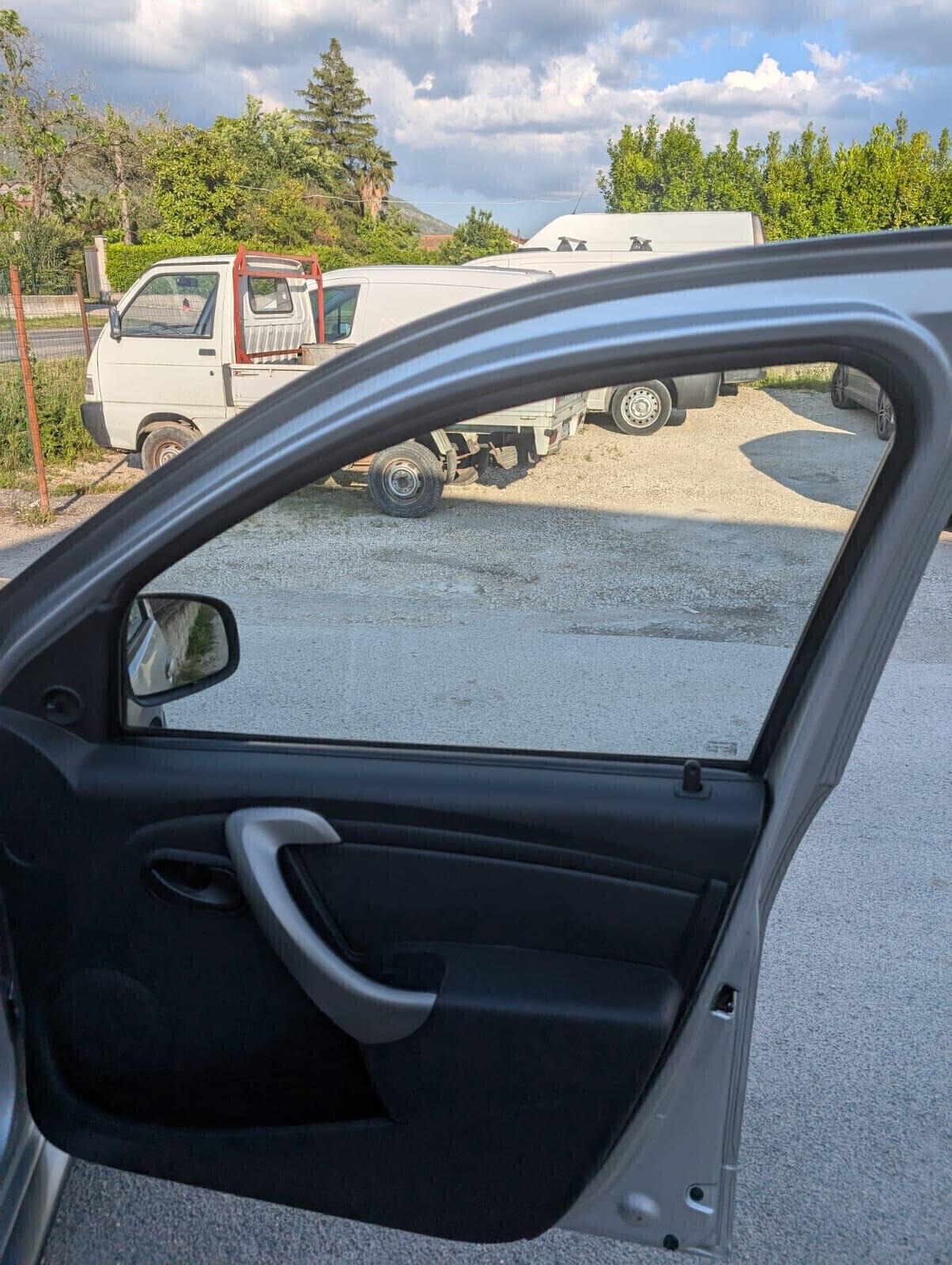 Dacia Sandero 1.5 dCi 75CV Blackline garantita 12 mesi