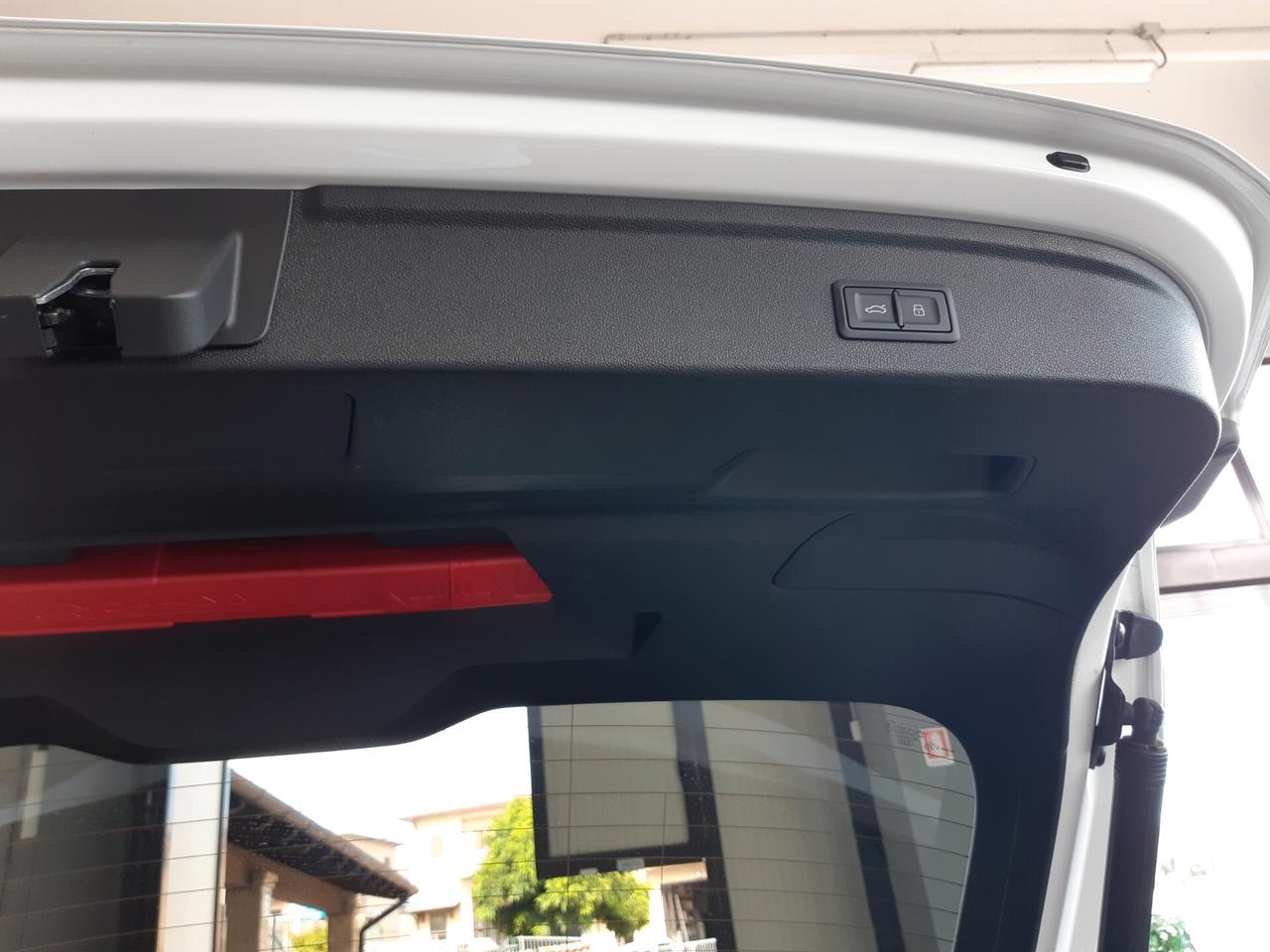 Audi A3 SPB 35 TDI S tronic line edition CON GANCIO